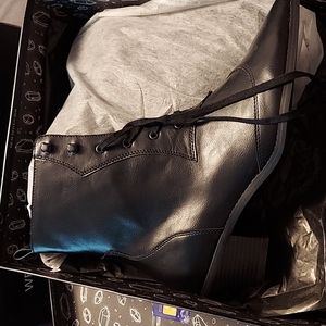 KILLSTAR Raven Pointed Toe Bootie size US 11